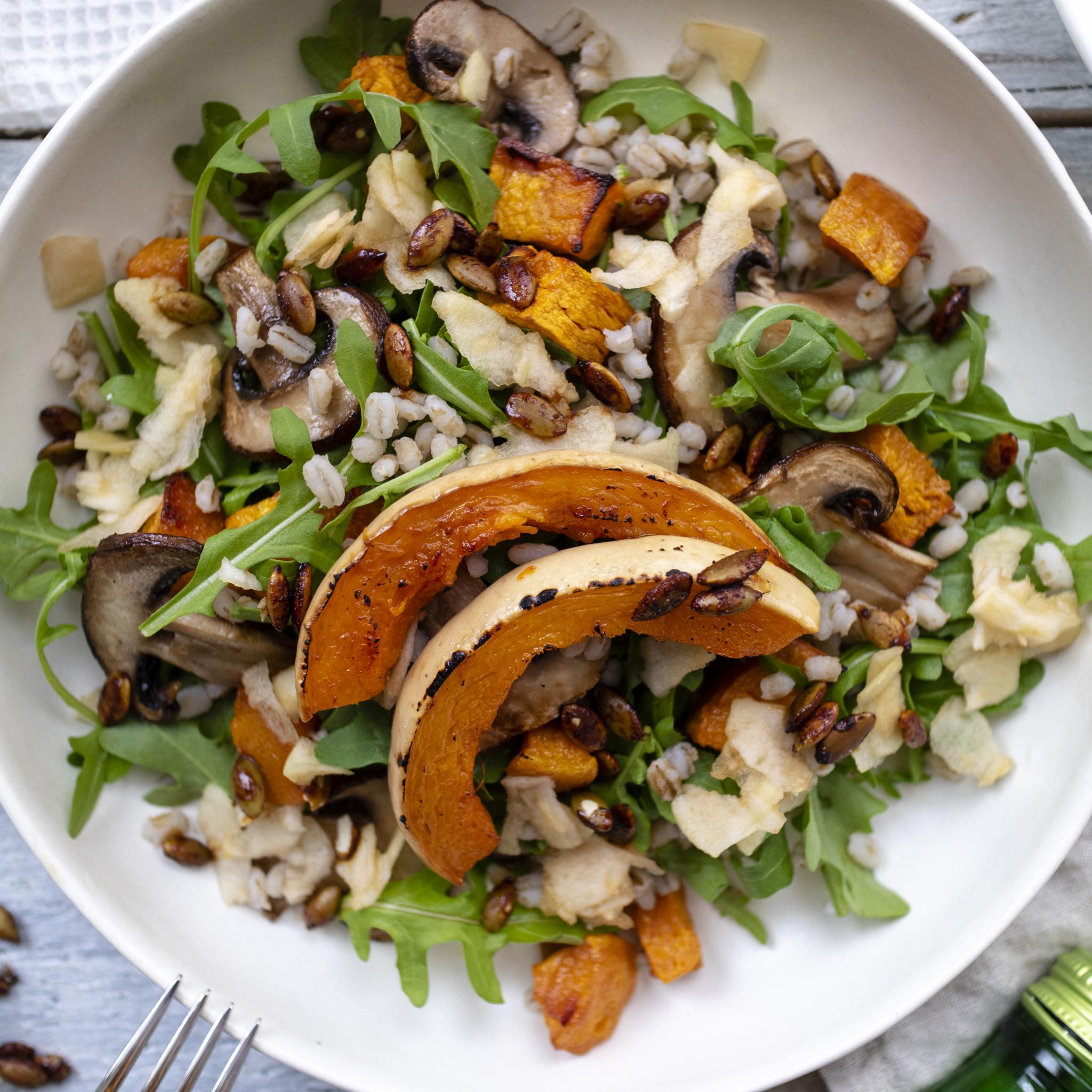 Roasted Pumpkin Salad Recipe (Vegan) Autumn Salad