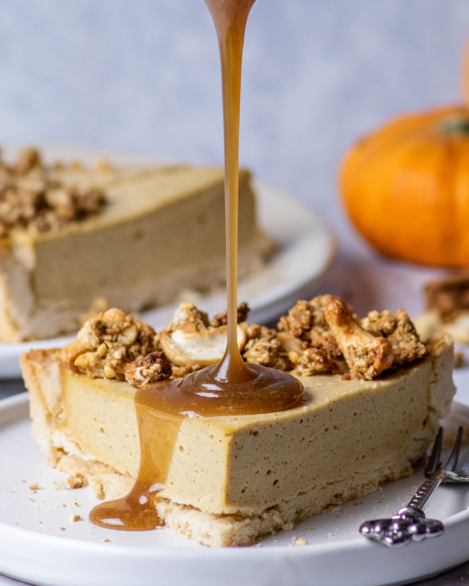 Vegan Pumpkin Pie Cheesecake