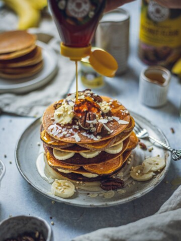 Easy Coconut Pancakes (Vegan & Gluten Free)