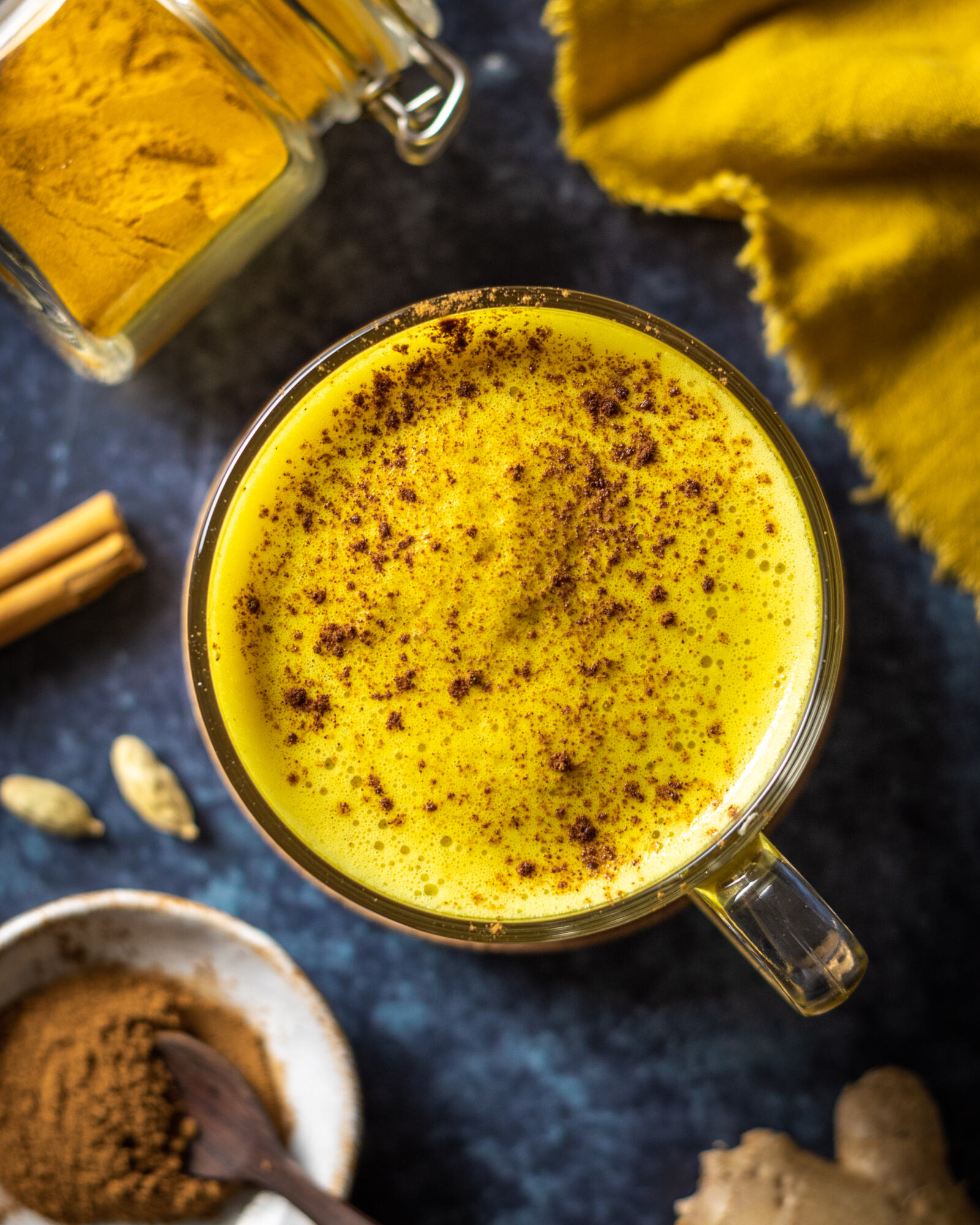 Vegan Golden Latte - simple, fast & healthy recipe!