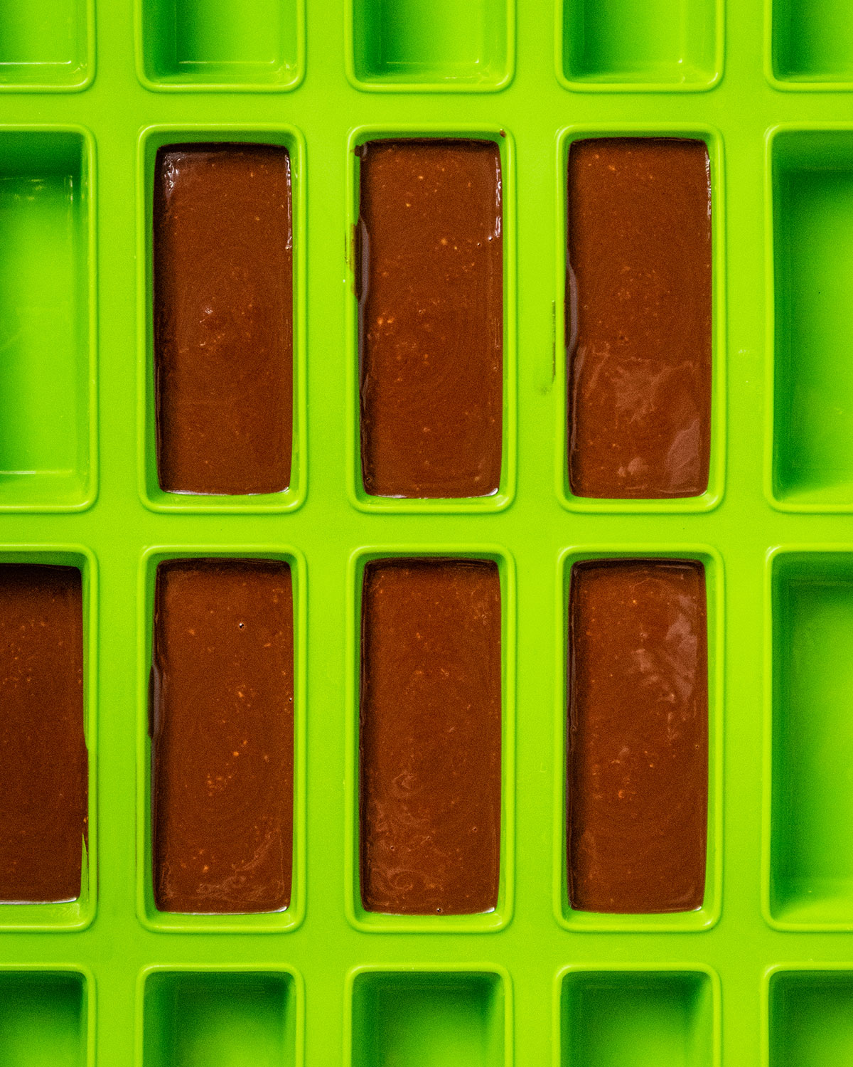 fudge mixture in the mould