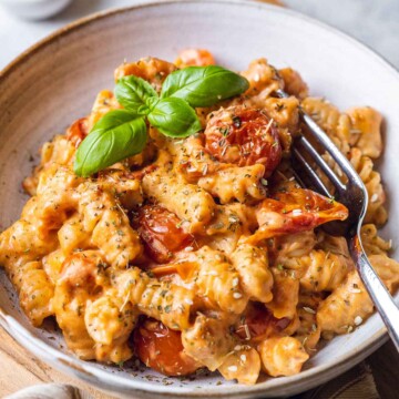 creamy tiktok boursin pasta in a bowl