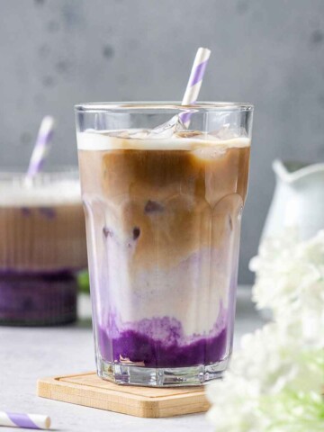 Thumbnail for ube latte recipe.