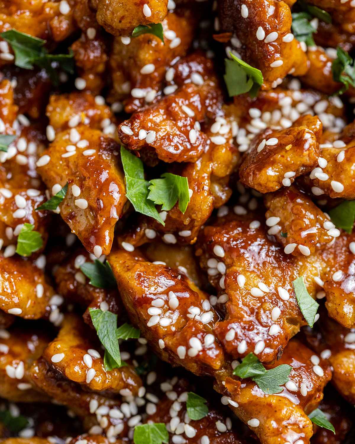 close up of vegan chicken shreads with a buffalo sauce 3