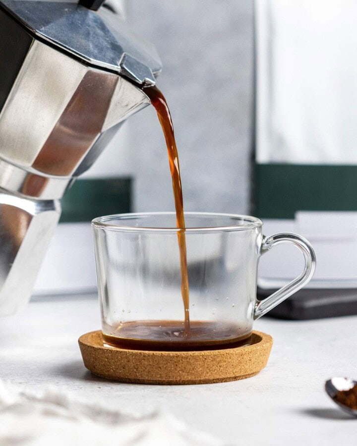 does-coffee-go-bad-after-it-s-brewed-how-long-it-can-last